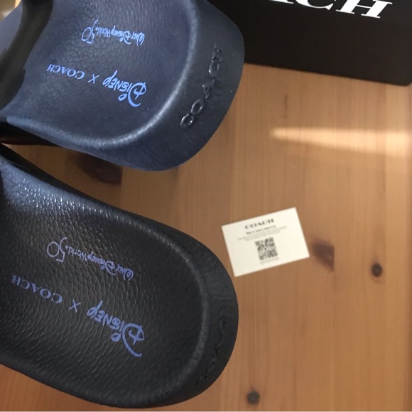 🐭🥰 Disney X Coach Sport Slide - Picture 11 of 14